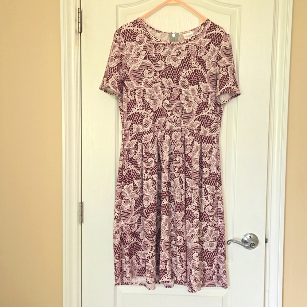 Lularoe Amelia dress, size 2X (22/24), w/ pockets!